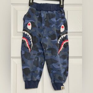 Kids Bathing Ape toddler size 90 18-24 months 2t shark